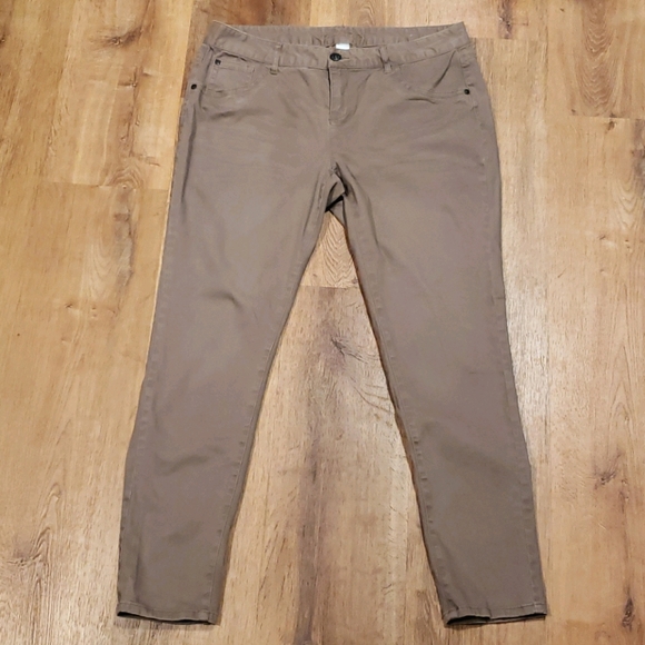 Maurices Pants - Maurices Women's 20 Reg Brown Pants